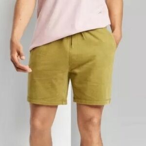 Original Use Men’s Green Knit Shorts with Drawstring and Pockets NWT